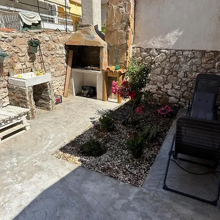 度假居 Cozy With Garden& Bbq Near The Sea