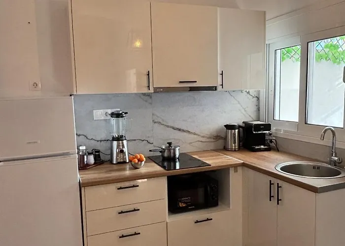 Cozy With Garden& Bbq Near The Sea *